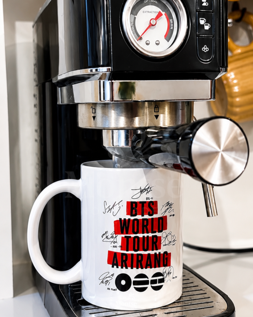 Taza BTS World Tour ARIRANG